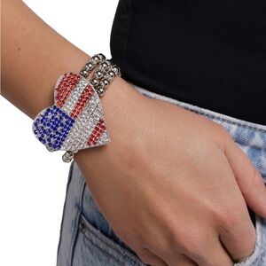 *NEW*  Patriotic Heart Bracelet with Crystals

“Romantic Republic